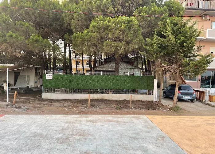 بيت للعطل Pinehouse Velipojë