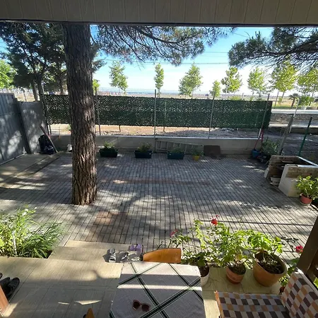 Happy Corner House Velipoja Holiday home *