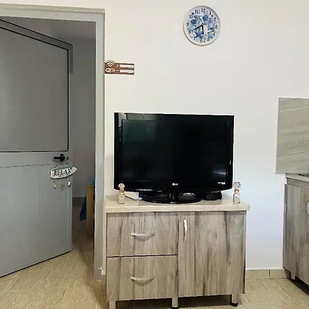 Pinehouse بيت للعطل