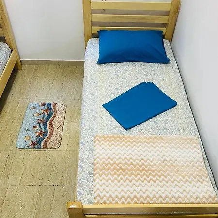 Pinehouse * Velipojë